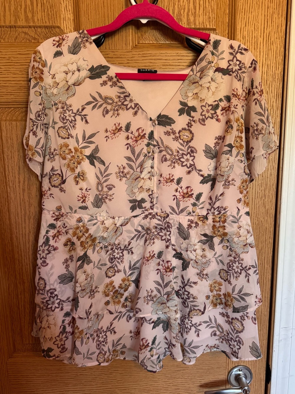 Torrid Floral Ruffle Short Sleeve Top